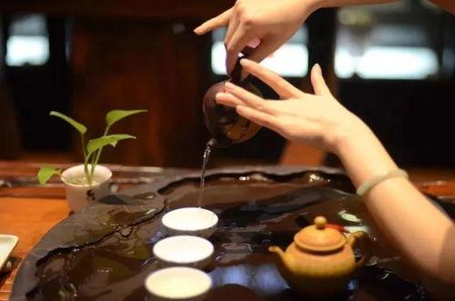 横店一壶茶爆料视频,揭秘影视城背后的故事  第1张